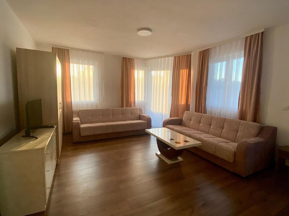 Bed and Breakfast Vila Centar Mb Сьєниця Екстер'єр фото