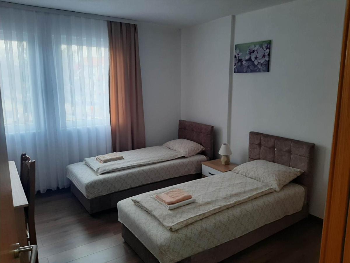 Bed and Breakfast Vila Centar Mb Сьєниця Екстер'єр фото